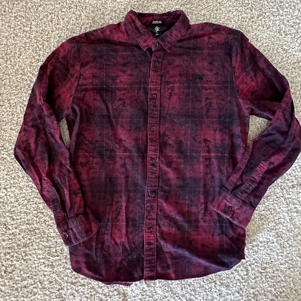 Volcom Maroon And Black Button Down Flannel / Siz… - image 1